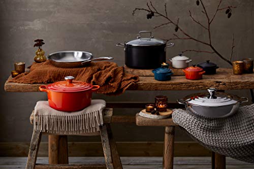 Le Creuset Stoneware Petite Round Casserole, 0,2 L-Volcanic, Red Flame #TOP6