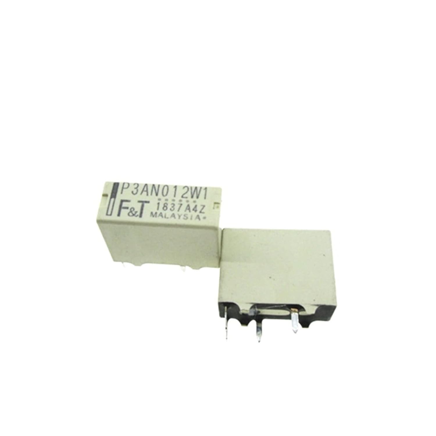 リレー P3AN012W1 12V 4ピン