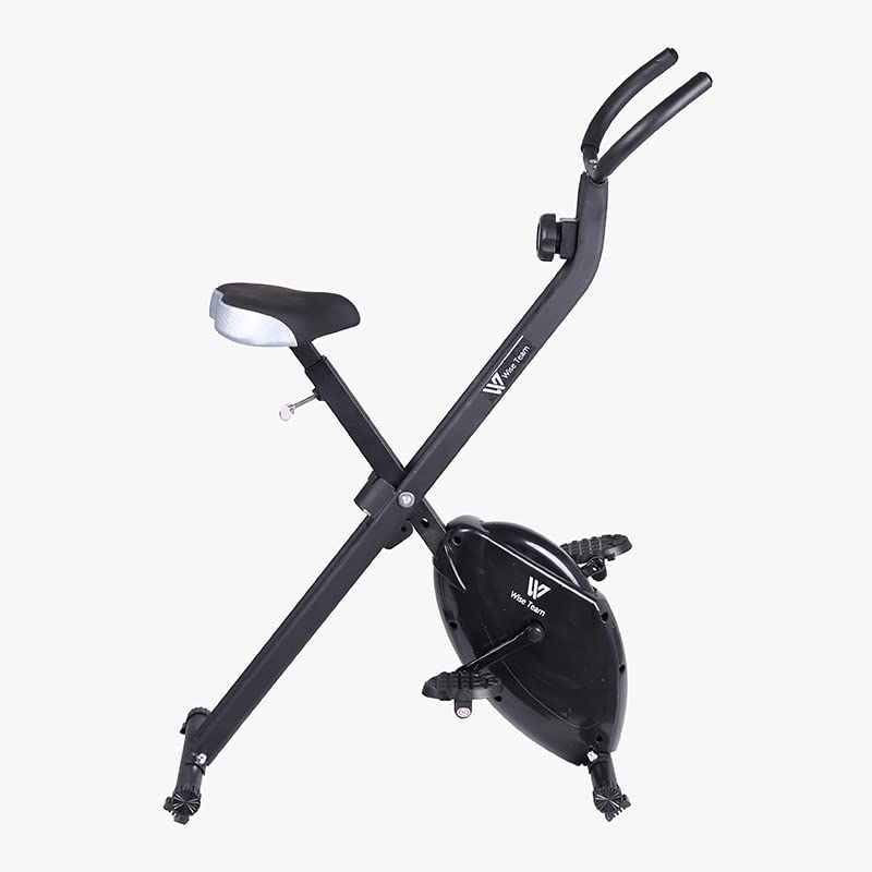 Vélo d'appartement pliable pour s'entraîner dans son salon pendant le télétravail