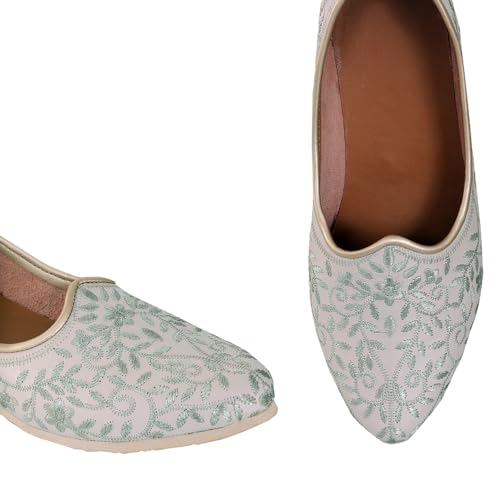 Image of CatBird Handcrafted Men's Ethnic Jutti - Traditional Indian Mojari for Casual wear,Weddings & Festivals