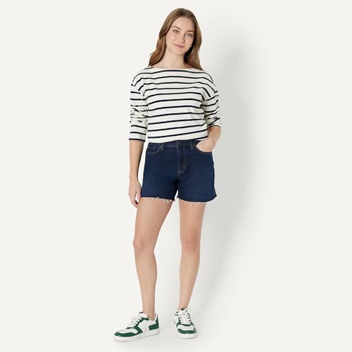 Image of Amazon Essentials Women's Low Top Court Sneakers with Padded Collar