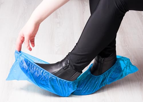 TIGA-MED Schuhüberzieher Einweg 100 Stück – Überschuhe Strong 4,0 g aus CPE, wasserdicht & reißfest, mit Gummizug bis Schuhgröße 48, blau (OP/Praxis/Labor/Besucher)