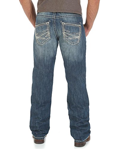 Wrangler Men's Men's Rock 47 Slim Fit Boot Cut Jean