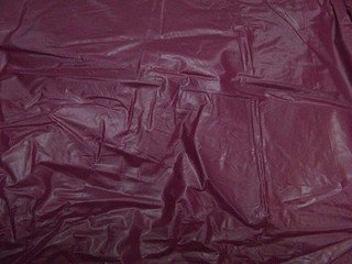Kwik-Cover 72-M 72 Inch Round Fitted Table Cover Maroon - Dettaglio