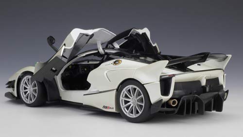 Amazon | ブラーゴ 1/18 フェラーリ FXX K EVO Bburago 1/18