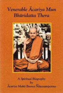 Paperback Venerable Acariya Mun Bhuridatta Thera: A Spiritual Biography Book
