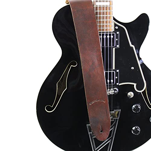 Walker & Williams S-02 Sangle de guitare en cuir italien ultra épais et souple avec finition robuste Marron whisky - Les Beatles, Paul McCartney, John Lennon, RIngo Starr, George Harrison Walker & Williams S-02 Sangle de guitare en cuir italien ultra épais et souple avec finition robuste Marron whisky – Image 3