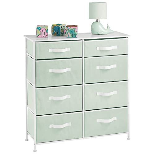 mDesign Cómoda infantil con 8 cajones para guardar ropa y juguetes – Estable cajonera auxiliar para el cuarto de los niños – Sinfonier alto de metal, madera y tela – verde menta/blanco