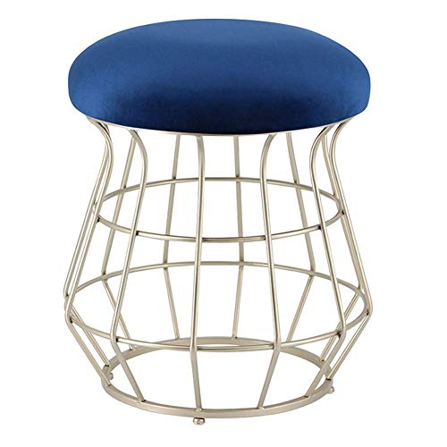Reposapiés de diseño MU con elegantes patas de champán para un dormitorio sofisticado 2