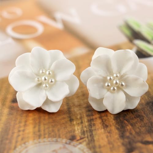 Rrdaily Boho Acrylic Pearl Flower Stud Earrings for Women White Exaggeration Camellia Drop Earrings Sweet Resin Flower Dangle Earrings Jewelry Gift4