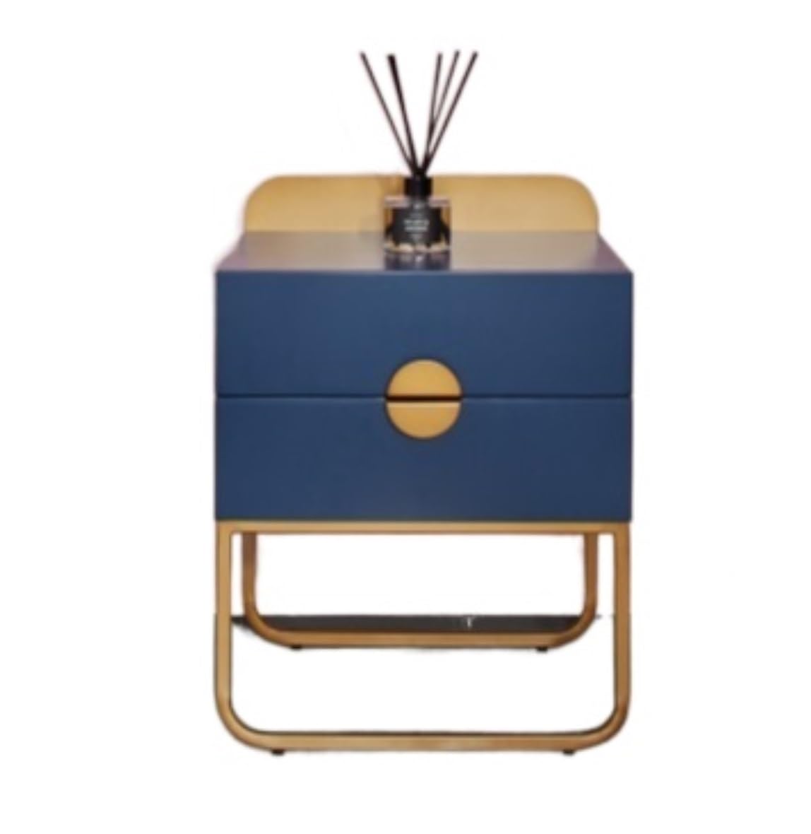 Table de chevet nordique moderne pour une chambre chaleureuse