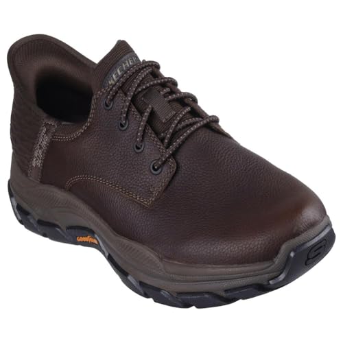 Image of Skechers Men's Respected - Garrett Leather Round Toe Bungee Lace Slip-Ins