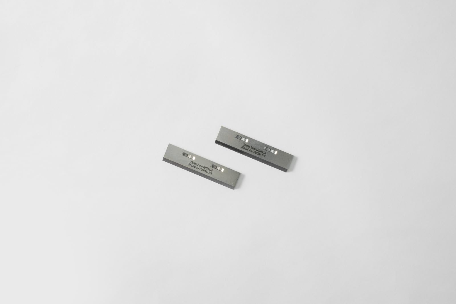 ᐅ 2 Stück Bosch 75x18x3 Typ: 0590, 1590 P400