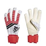 eng anliegender Verband um das Handgelenk