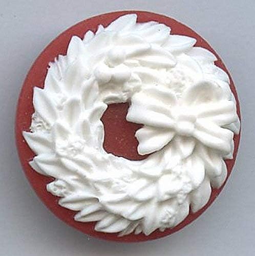 Kelmscott Designs 1 Wreath Needle Minder