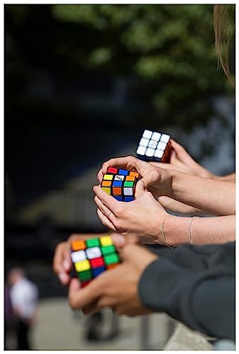 Rubik's Cube - Rubiks Cube 3x3 - Jeu Casse-Tête Adulte Et Enfant - Puzzle Original Correspondance Couleurs - Puzzle Résolution de Problème - Jeu Enfant 8 Ans Et +