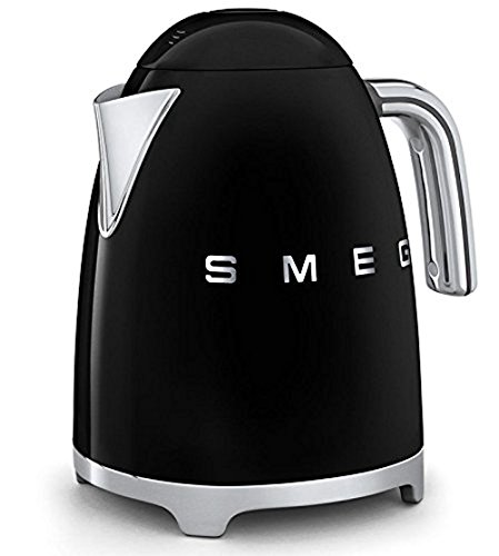Smeg 1.7-Liter Kettle-Black