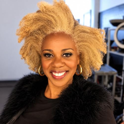 Wyllisa Bennett: Why Your Story Matters More Than Your Logo