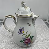 Bavaria Porzellan hübsche Kanne Teekanne Kaffeekanne mit Deckel Blumen Motiven mit perfekter Vergoldung in verschiedenen bunten Farben, 1900er