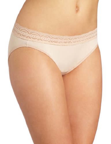 Vanity Fair Women's Illumination with Lace Bikini Panty 18208