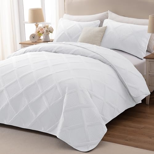 Exclusivo Mezcla QS-12-CKW Quilt Set Oversized King Size, 3 Pieces White Cal King Quilt Bedding Set, Lightweight Quilts Soft Bedspreads Modern Striped Coverlets thumb #1