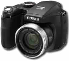 FUJIFILM Finepix S5700 フジフィルム Fujifilm FinePix S5700 Digital Camera - Silver (7.0MP, 10x