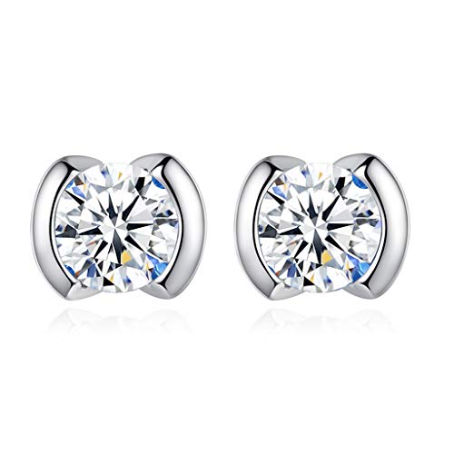 Boucles d'oreilles cristal miniature et perle d'oreille au design épuré femelle