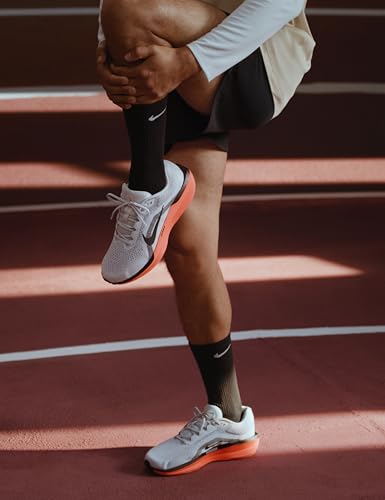 Nike Men's Winflo 11 Road Running Shoes, Pure Platinum/Black-Bright Crimson, 9