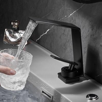 Robinet d'évier de salle de bain sans éclaboussure à effet cascade