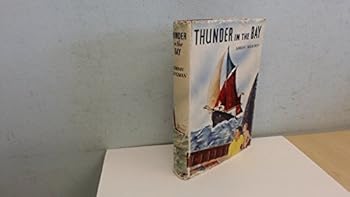 Hardcover Thunder in the bay Book
