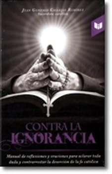 Hardcover Contra la ignorancia [Spanish] Book