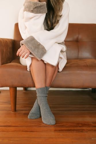 Image of MELUSA Wool Cashmere Socks for Women, 3 Pairs Super Soft Warm Cozy Winter Gift Crew Socks (US, Alpha, Medium, Regular, Regular, Ivory /Coral /Grey)