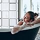 Relaxdays Duschrollo Square, wasserabweisend, Retro Badrollo Wanne u. Dusche, Deckenmontage, 140x240cm, semitransparent