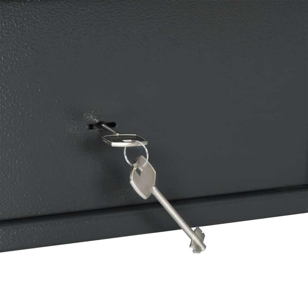 Cassaforte in acciaio grigio scuro con chiusura meccanica, 31 x 20 x 20 cm, finitura opaca, ideale per ufficio a casa, sicura per documenti e oggetti di valore.