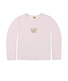 Das langärmelige Steiff T-Shirt mit feinen Ringeln ist ein beliebter Klassiker. Der schöne Allrounder wärmt angenehm und ist vielseitig kombinierbar. Ein kleiner Druckknopf am Rundhalsausschnitt unterstützt das Anziehen. Der kuschelige Steiff Teddybär lächelt froh