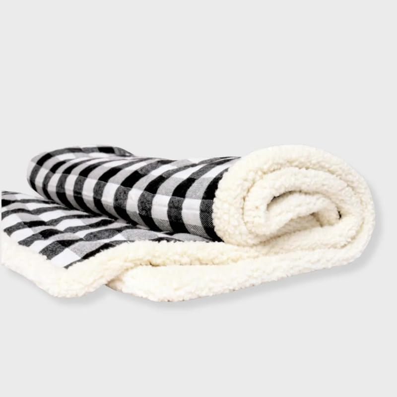 Image of Blanket for Dog & Cat 100% Polyester Warm Comfortable pet Blanket (Small, Black & White Check)