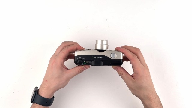 ⌘完動品！ 電池付、作例あり！ Canon SURE SHOT 85 ZOOM⌘ Canon Sure Shot 85 Zoom | 35mm Point and Shoot Film Camera