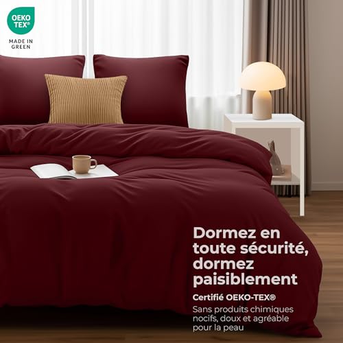 Image of Utopia Bedding Bed Linen 220 x 240 cm + 2 Pillowcases 65 x 65 cm, Burgundy | Microfibre duvet cover with zip, Oeko-Tex certified, easy to assemble - ideal for home and hotels
