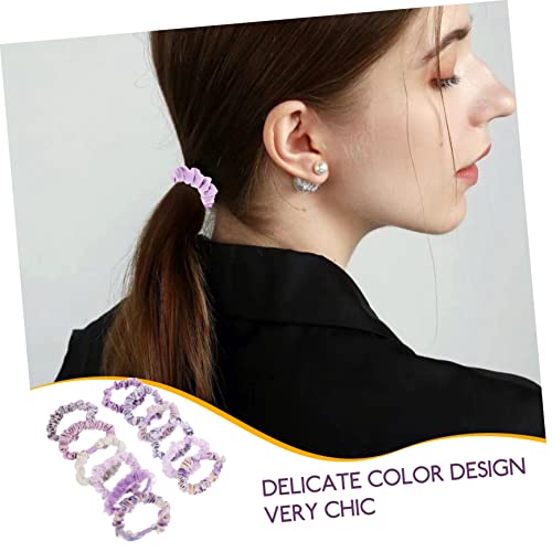 Élastiques à cheveux fleurs : la collection d'accessoires chic et doux pour des coiffures soignées - 3