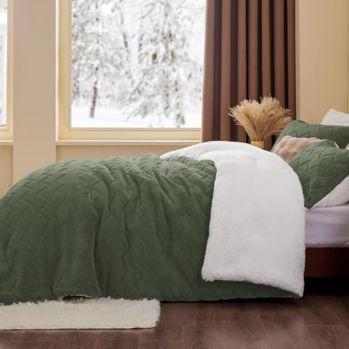 Image of BEDELITE Fluffy Sherpa Queen Comforter Set,Dark Green