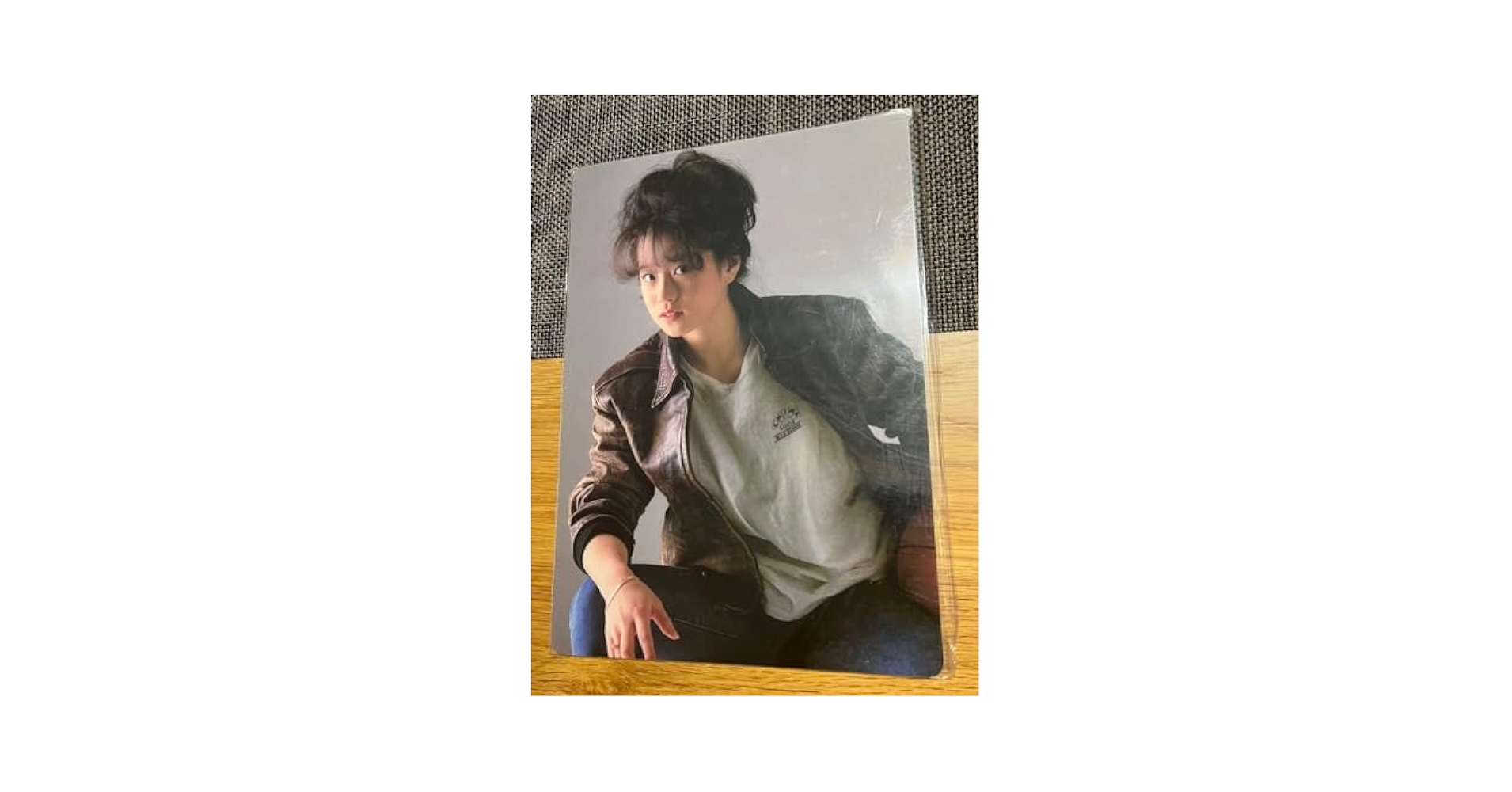 Amazon.co.jp: 中森明菜 下敷き WX : 文房具・オフィス用品