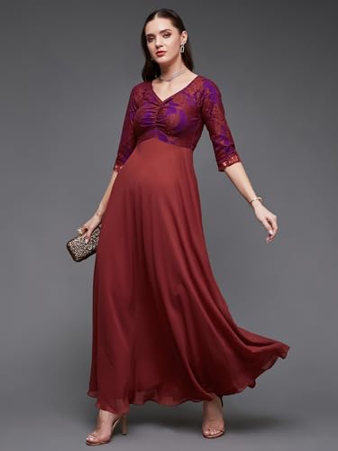 Image of Miss Chase Women's Floral Printed Relaxed Fit V-Neck 3 /4th Sleeve Maxi Dress