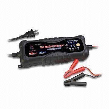 Auto, Marine, RV, Powersports Charger with 12/24V DC Output Voltage and Short-Circuit Protection