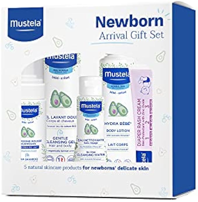 Mustela Newborn Arrival Gift Set - Baby Skincare & Bath Time Essentials - Natural & Plant Based - 5 Items Set