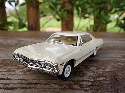 Amazon | 【】シボレーインパラ ミニカー 1／43 アイボリー