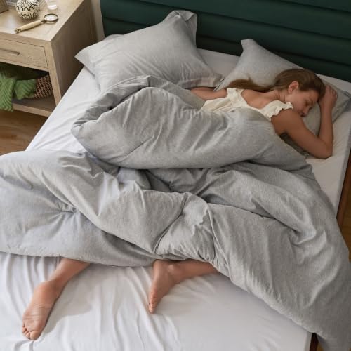 Image of Bedsure Full Comforter Set - Grey Soft Bedding for All Seasons, Cationic Dyed Bed Set, 3 Pieces, 1 Full Size Comforter (82 inchx86 inch) and 2 Pillow Shams (20 inchx26 inch+2 inch)
