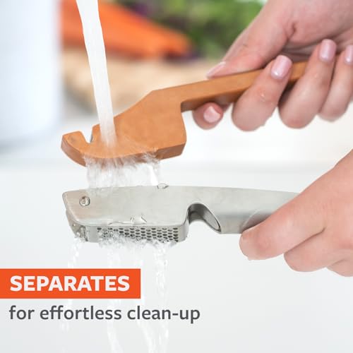Full Circle Crushed It, Easy-Clean Stainless Steel Garlic Press: Effortless Crushing and Quick Clean-Up. Dishwasher safe, Silver