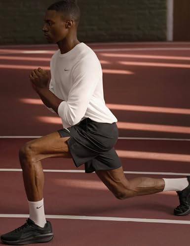 Nike Men's Challenger Dri-Fit Brief-Lined Running Shorts (7" Inseam)2