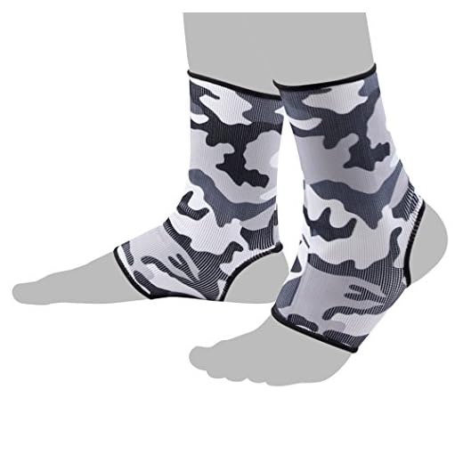 BAY SPORTS® CAMOUFLAGE schwarz/weiß, Größe L, 2x elastische Fußbandagen, Fußgelenkbandagen, 1 Paar, Bandagen Fuß Sprunggelenk Sprunggelenkbandagen Fußstütze Fußgelenk Fußgelenkbandagen, Knöchelschoner, Knöchelstütze, Fußgelenkschutz, Fußgelenkstütze, 2 Stück Sportbandage (L)