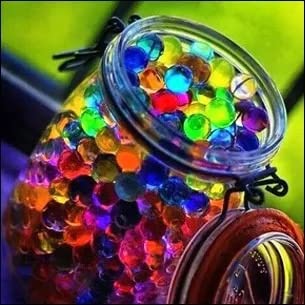 24 Saquinhos Bolinha Gel Cresce Aguá Decoração Vasos 2000 Bolinhas